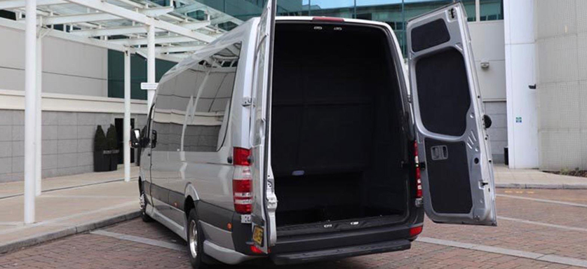 22 Seater Minibus Hire London
